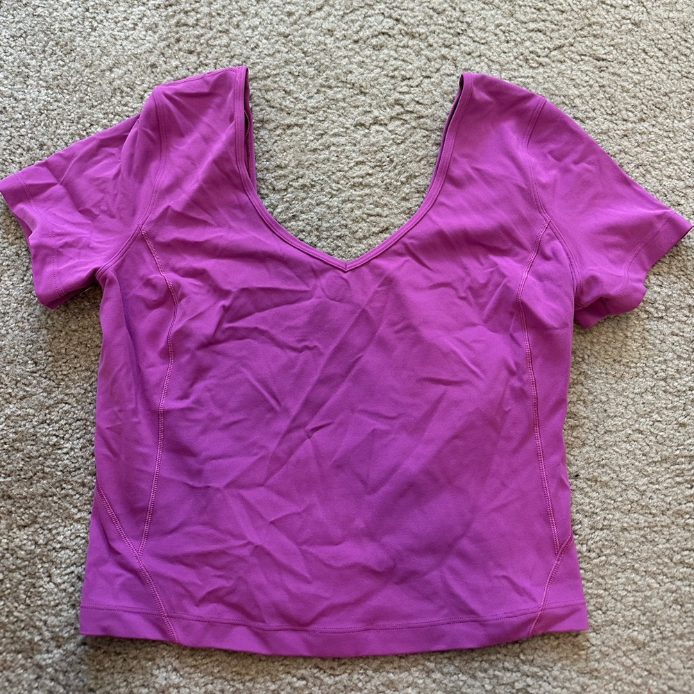 align top magenta
